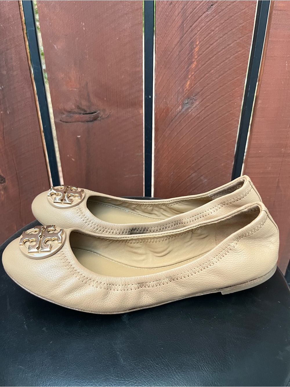 Tory Burch Claire Ballet Flats size 8.5 tan leather - Picture 4 of 6